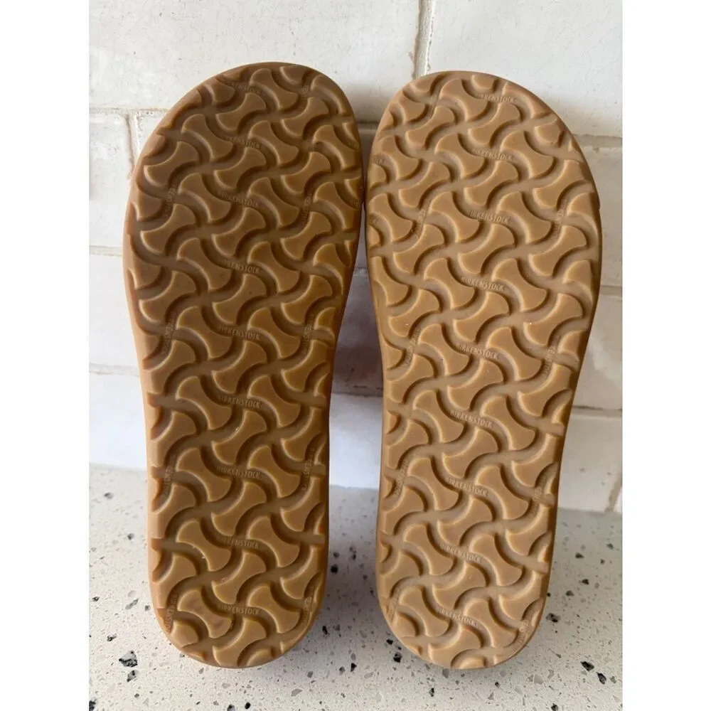 Birkenstock pink suede